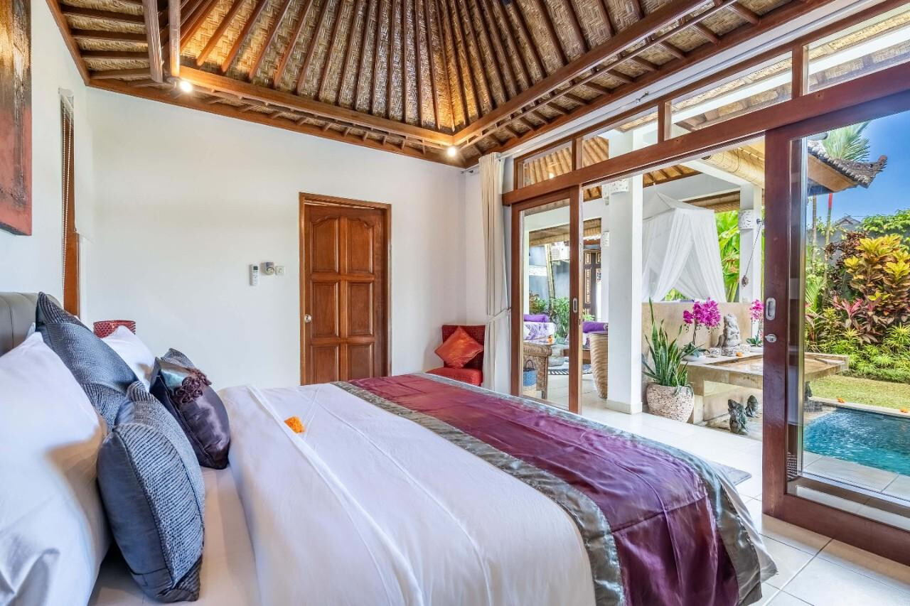 Вилла в 5 минутах от центра Ubud 250м² 2 спальни