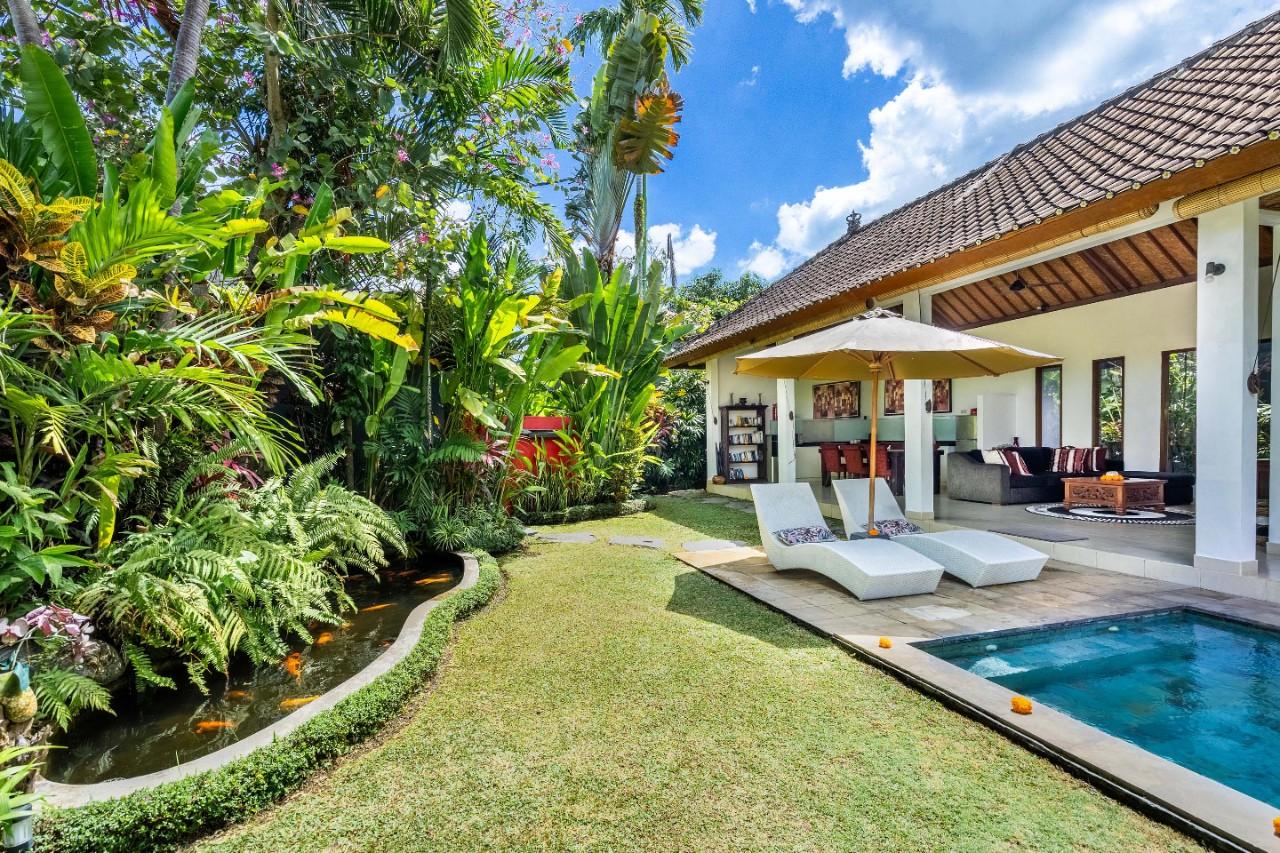 Вилла в 5 минутах от центра Ubud 250м² 2 спальни