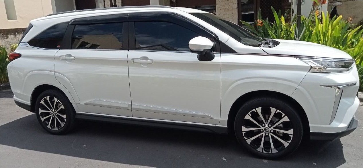 Toyota Veloz — автомобиль для путешествий большой компанией