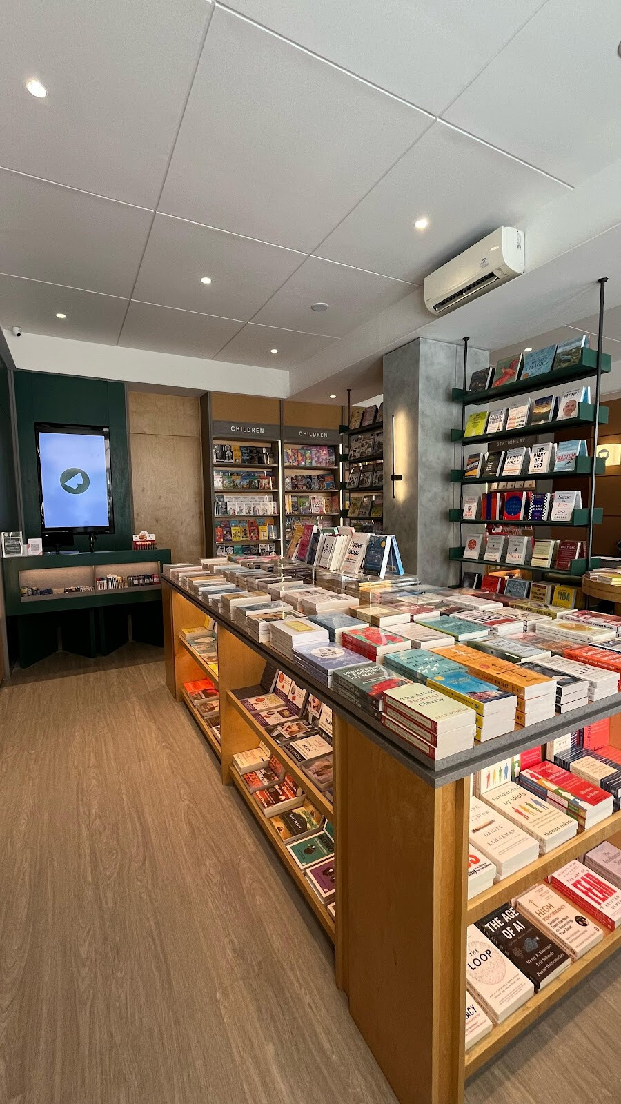 Wonder Bookstore Berawa