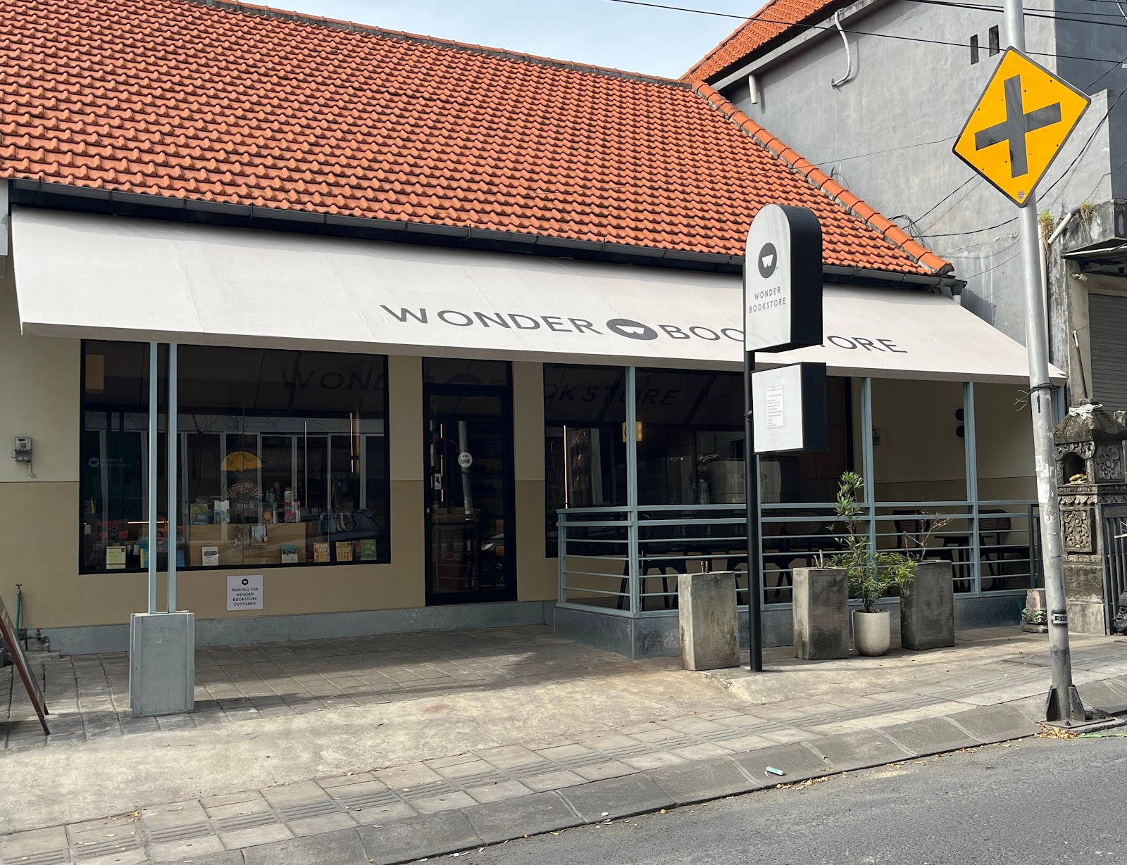 Wonder Bookstore Berawa