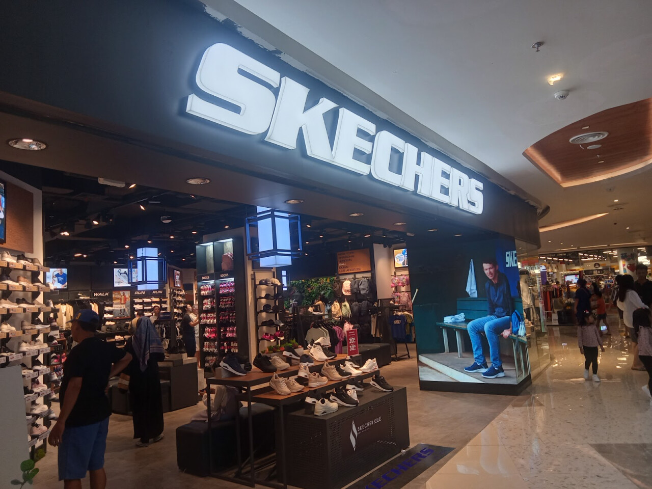 SKECHERS SANUR ICON BALI
