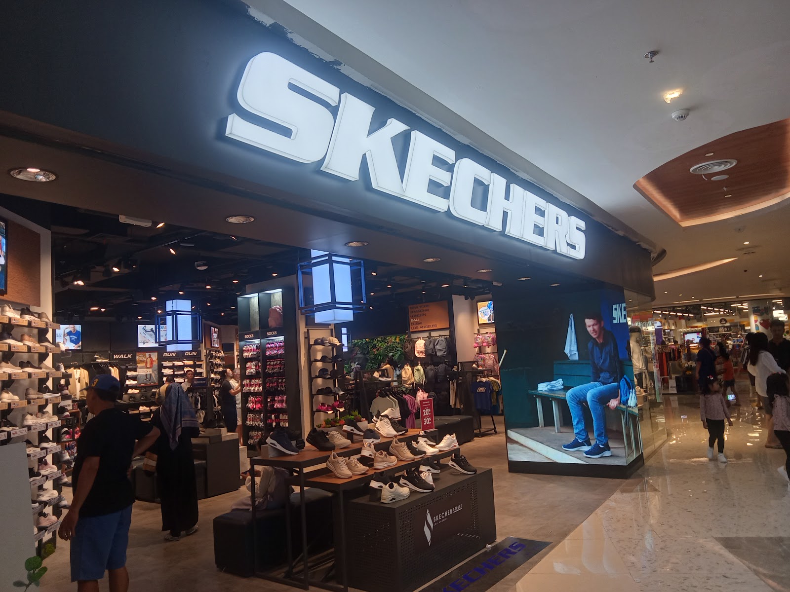 SKECHERS SANUR ICON BALI