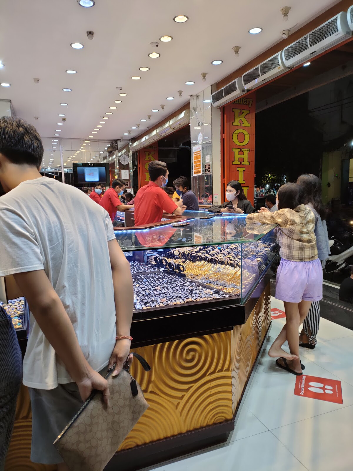 Gallery Kohinoor Gold Shop