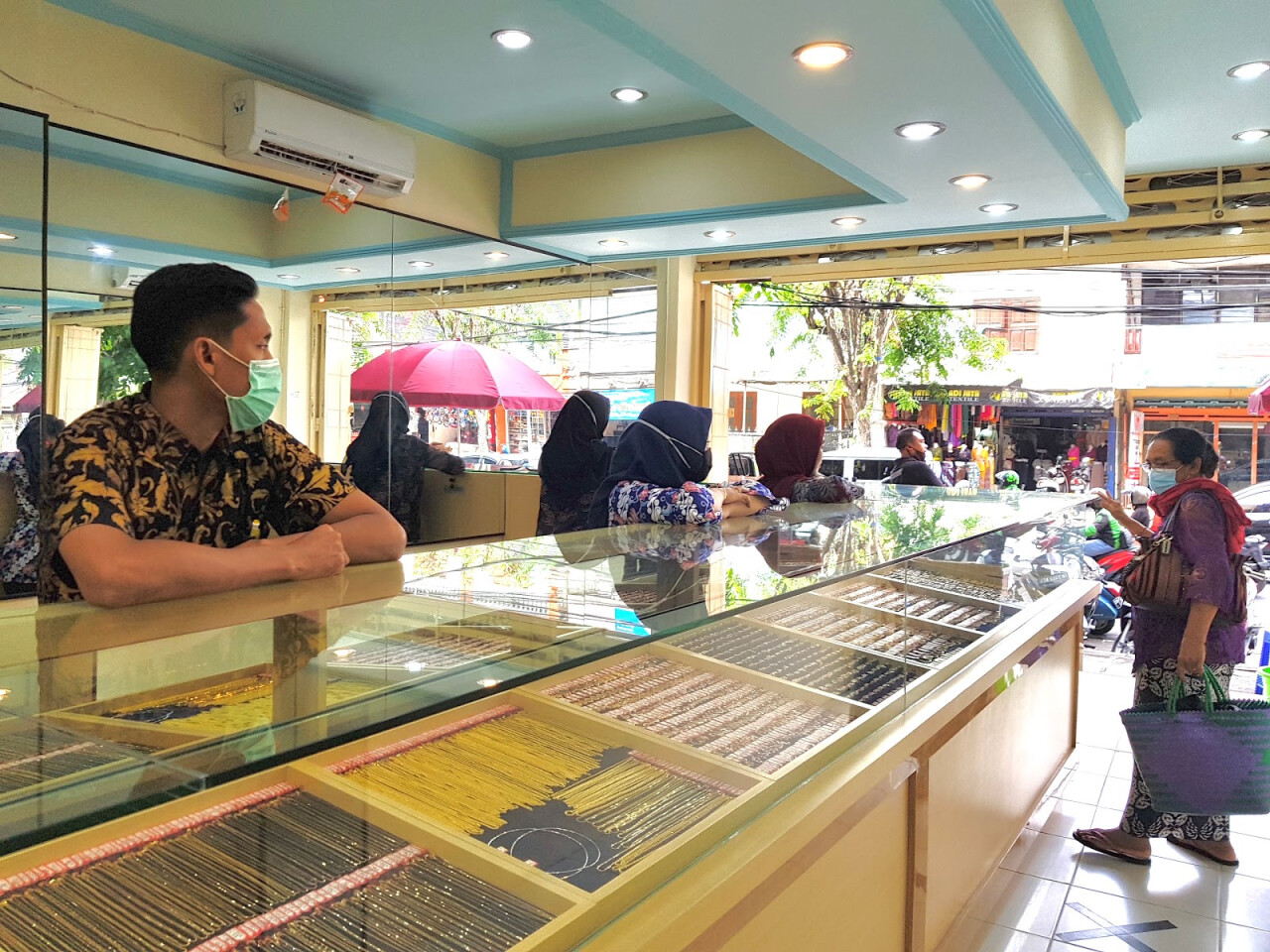 Agung Gold Shop