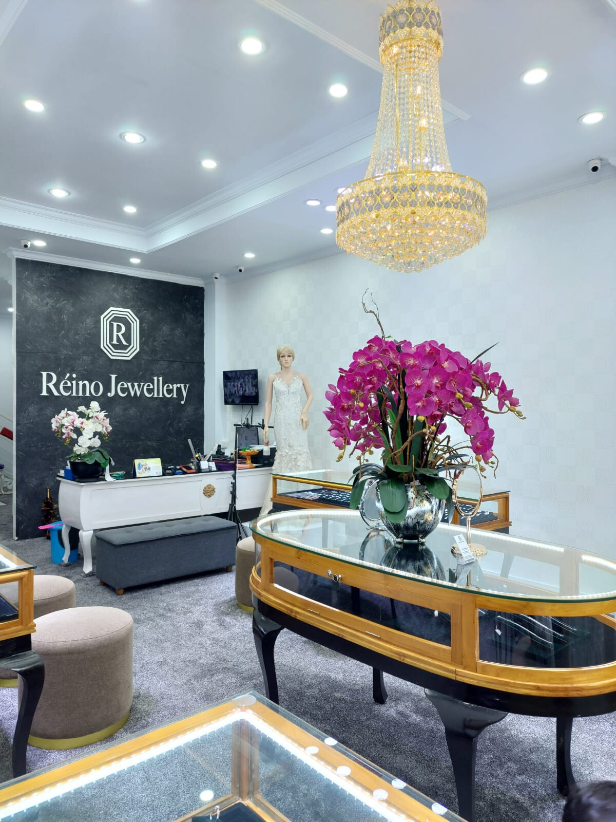 Reino jewelry