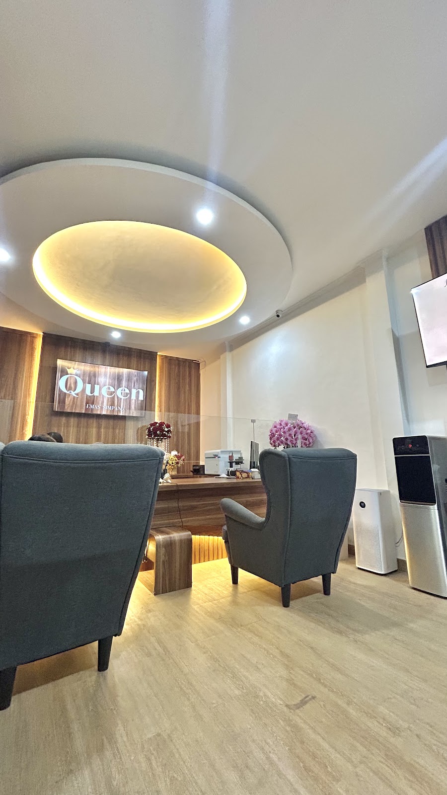 Queen Emas Simpan6 - Beli Emas Harga Tinggi Terbaik