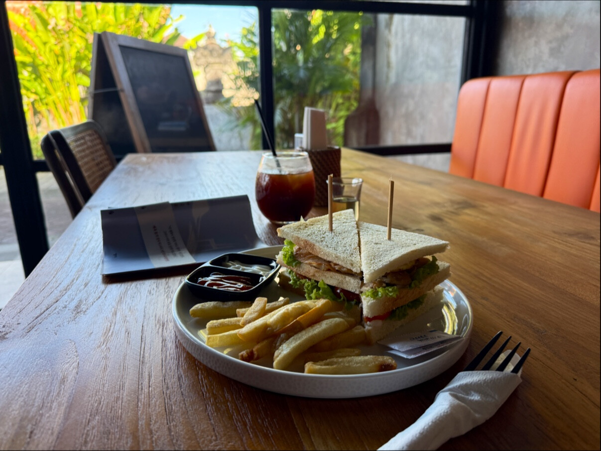 Kakol Cafe