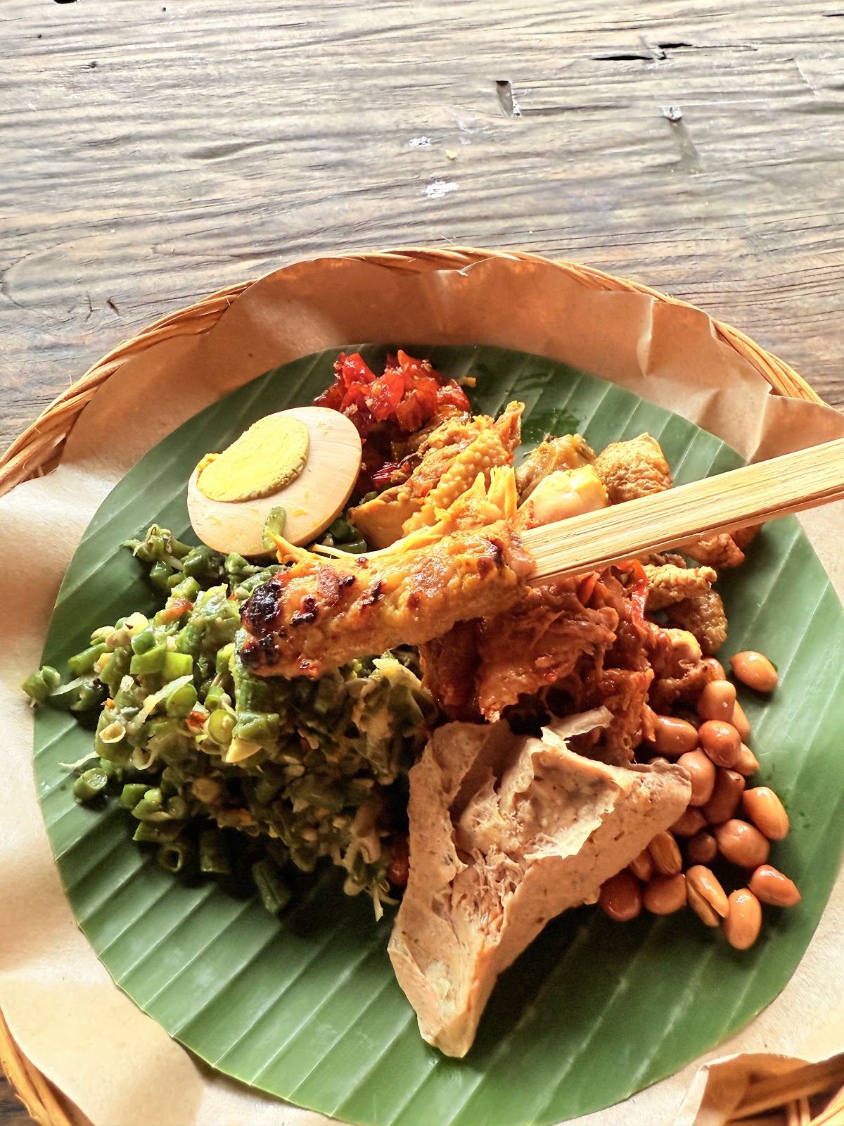 Nasi Ayam Kedewatan Ibu Mangku