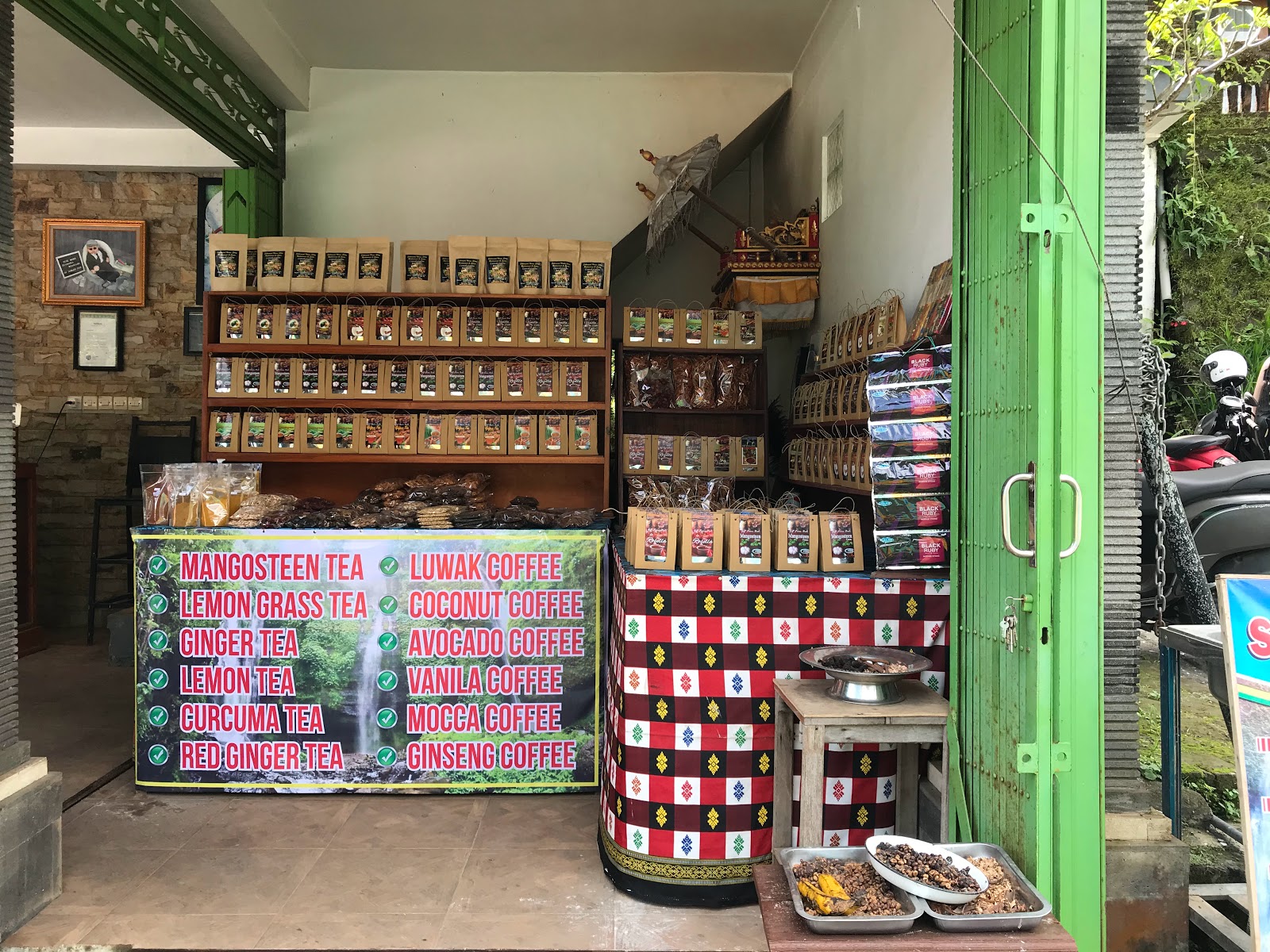 SEKUMPUL restaurant&coffee shop