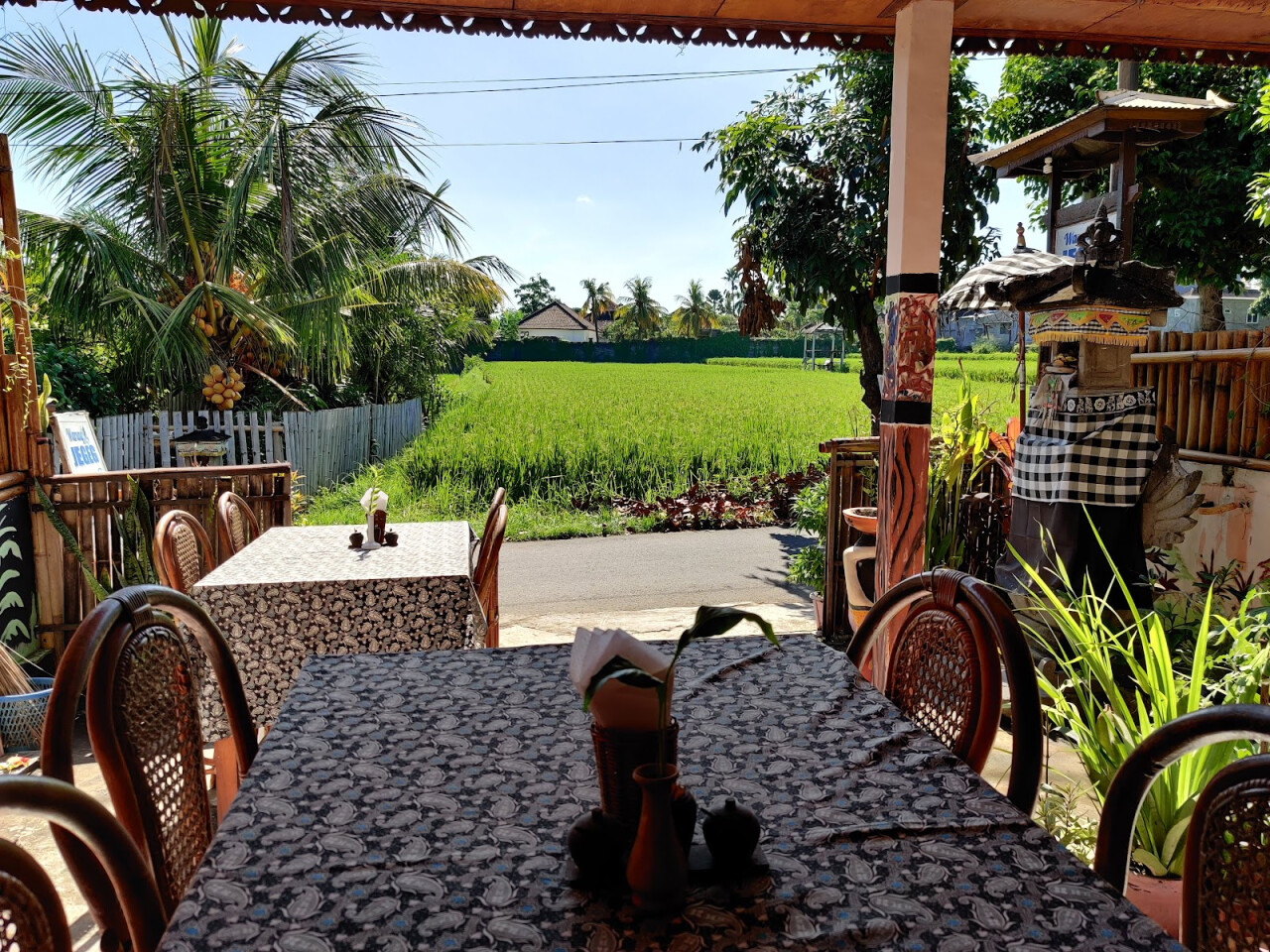 Warung Jegeg