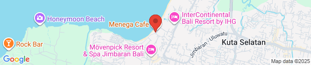 Nyoman Cafe Muaya Beach