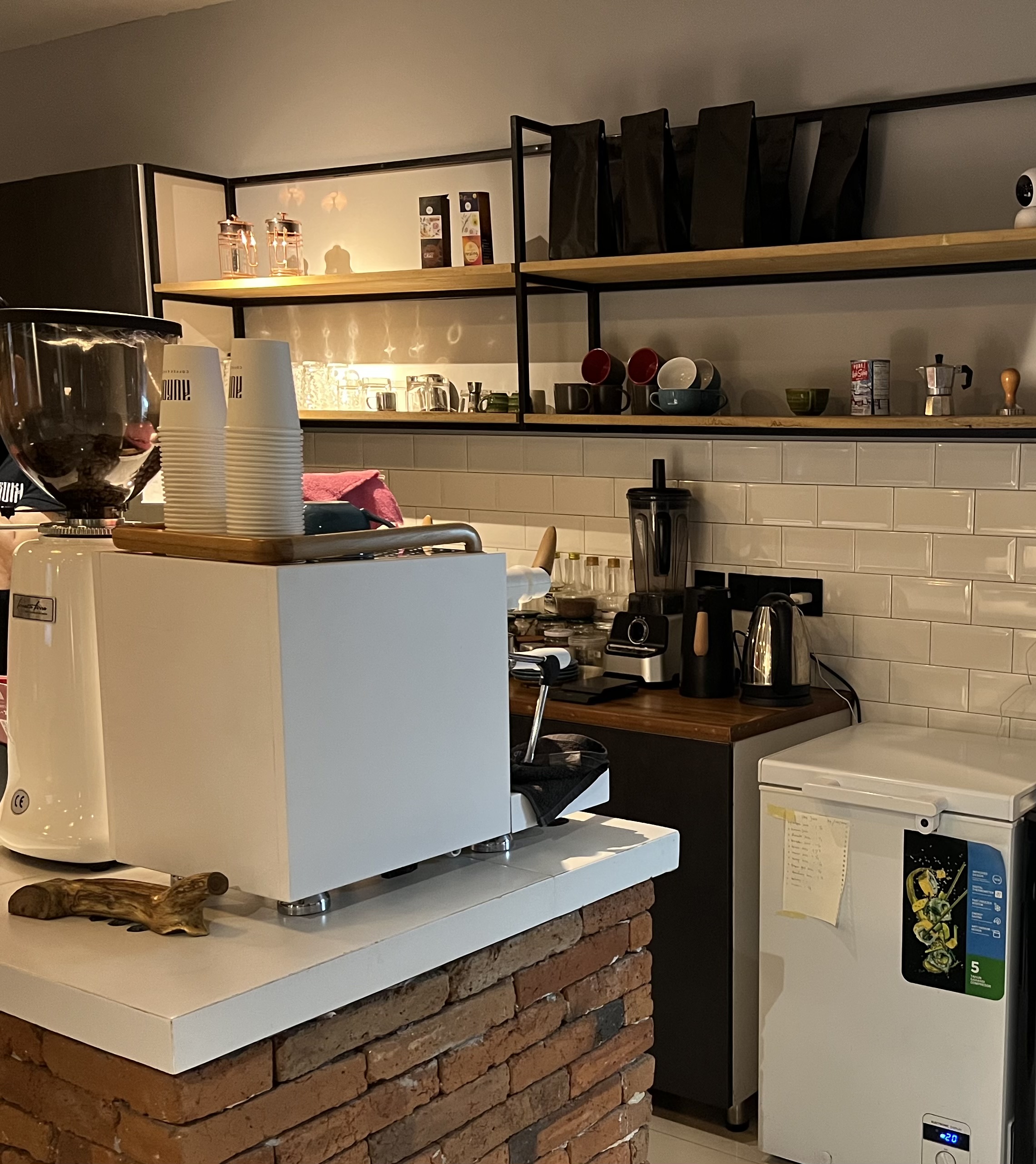 Aurora Plagoo restaurant