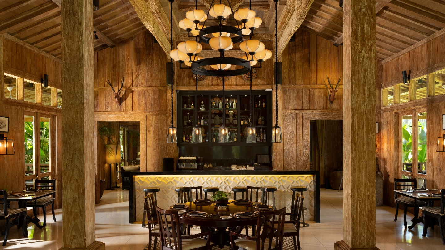 Kayumanis Resto Jimbaran