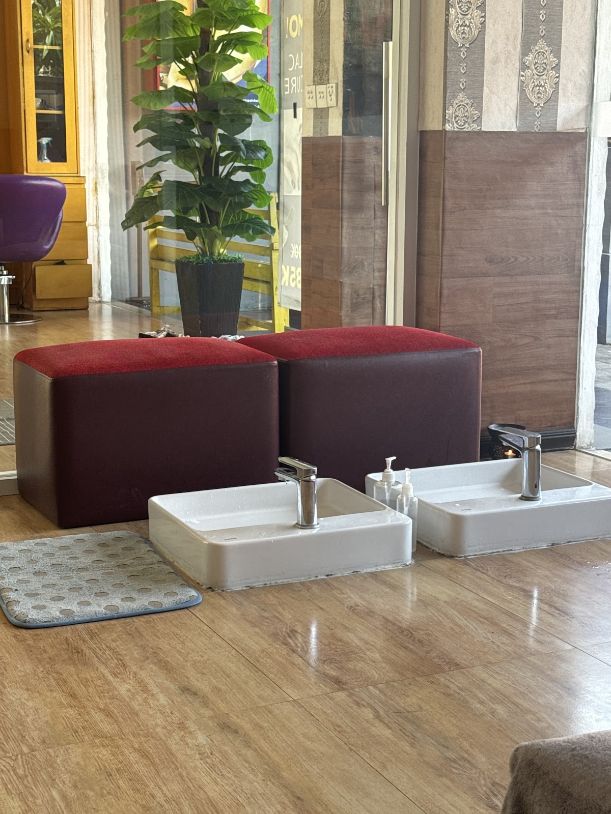 Kristina Spa Mengiat