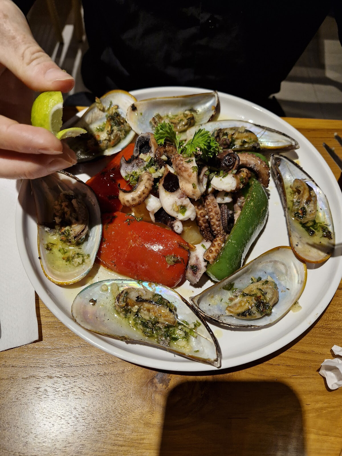 Made's Bistro