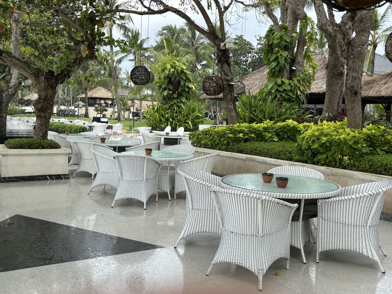 Sunset Beach Bar & Grill