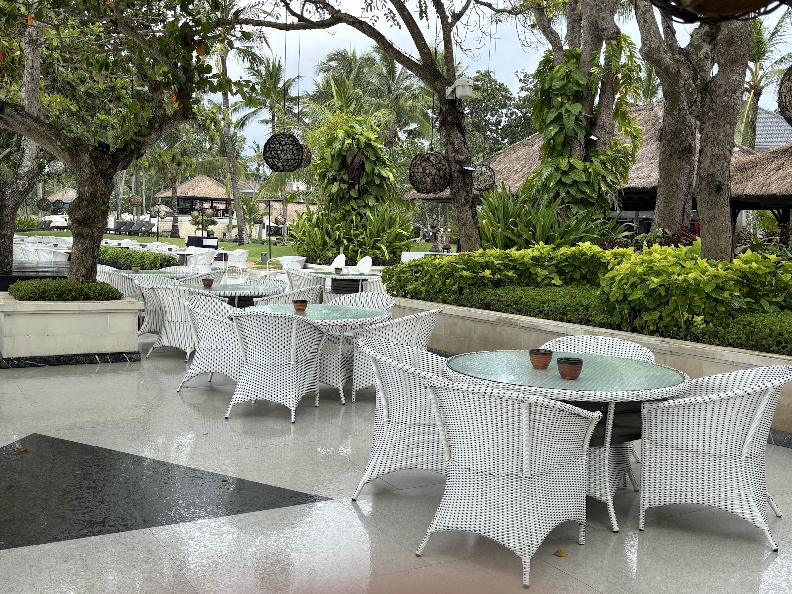 Sunset Beach Bar & Grill