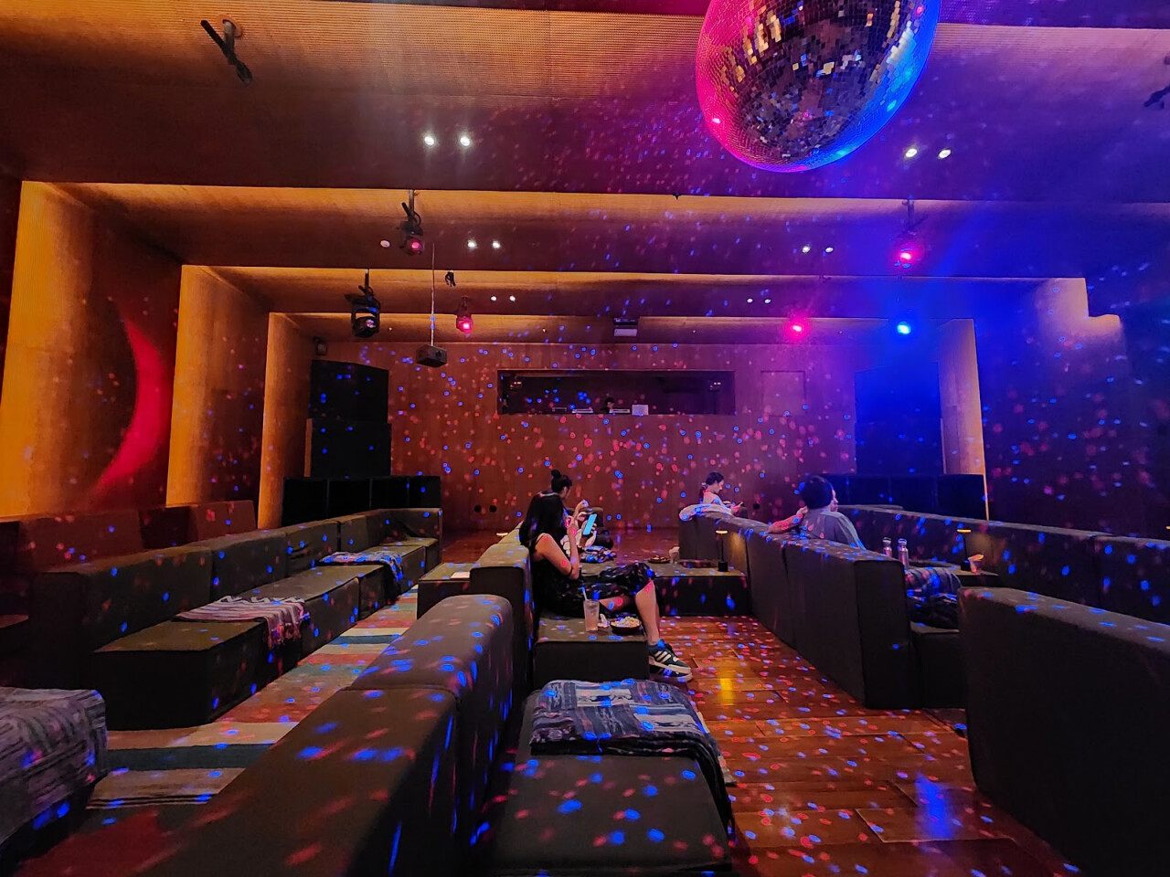 Klymax Discotheque