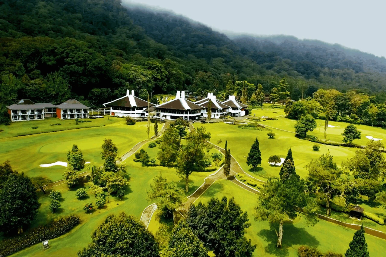 Новогодний побег в Балийскую Швейцарию: природа, гольф и SPA