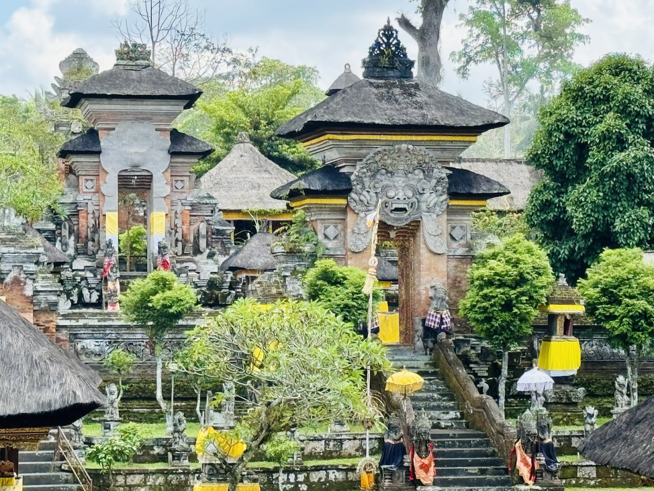 Pura Samuan Tiga