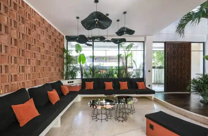 Вилла стильная Переренан 4 и более спален