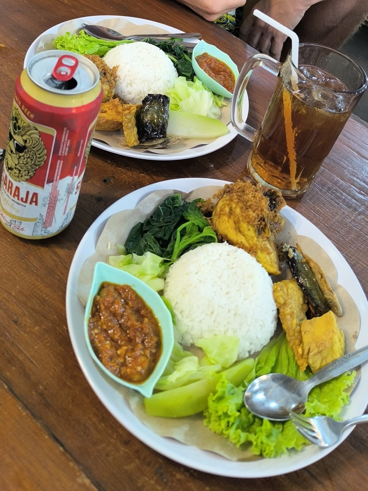 Ithon Food Court