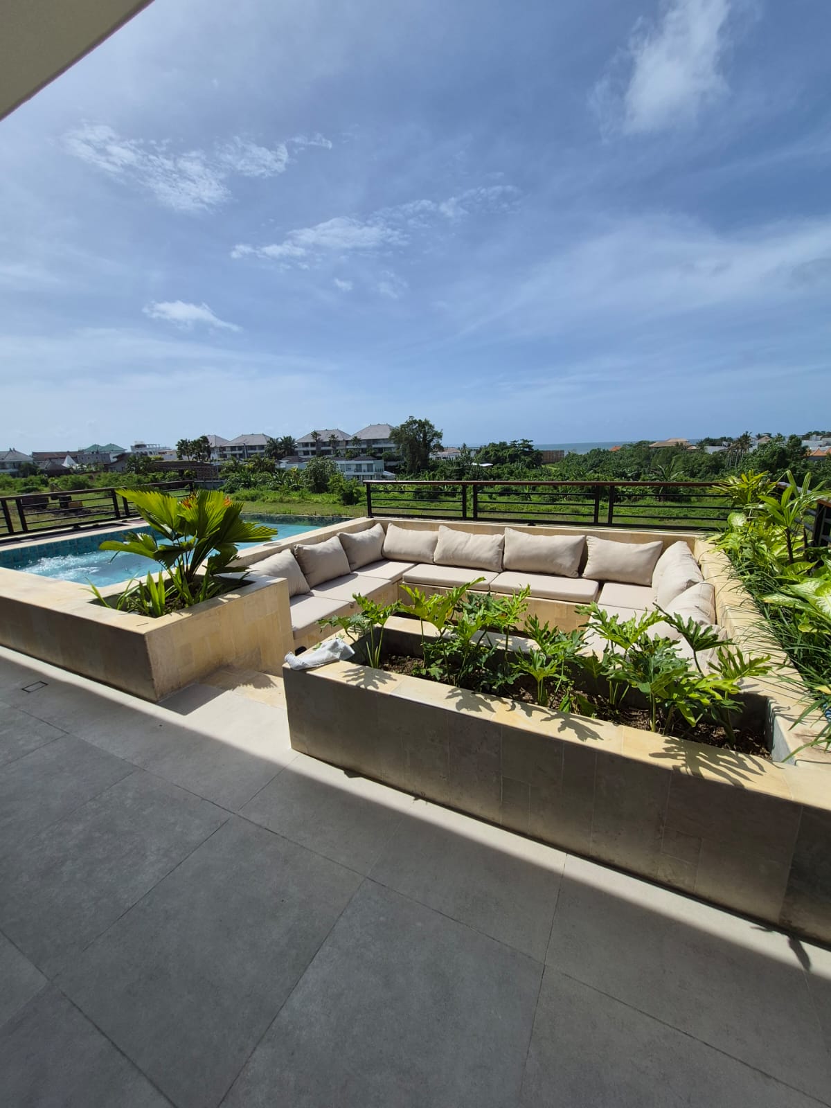 Вилла новая вилла/ вид на океан/джакузи и rooftop Чангу 488м² 4 и более спален