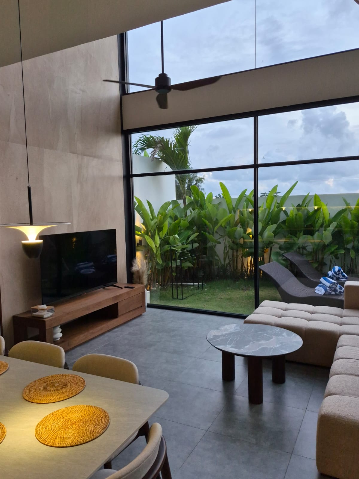 Вилла новая вилла/ вид на океан/джакузи и rooftop Чангу 488м² 4 и более спален