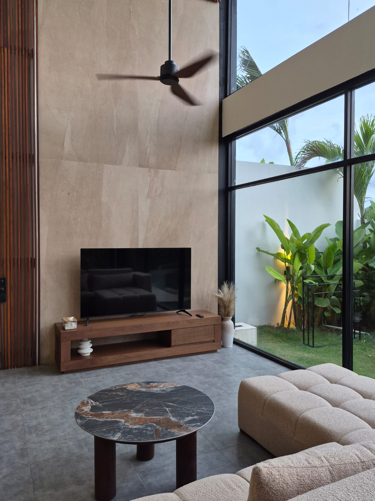 Вилла новая вилла/ вид на океан/джакузи и rooftop Чангу 488м² 4 и более спален