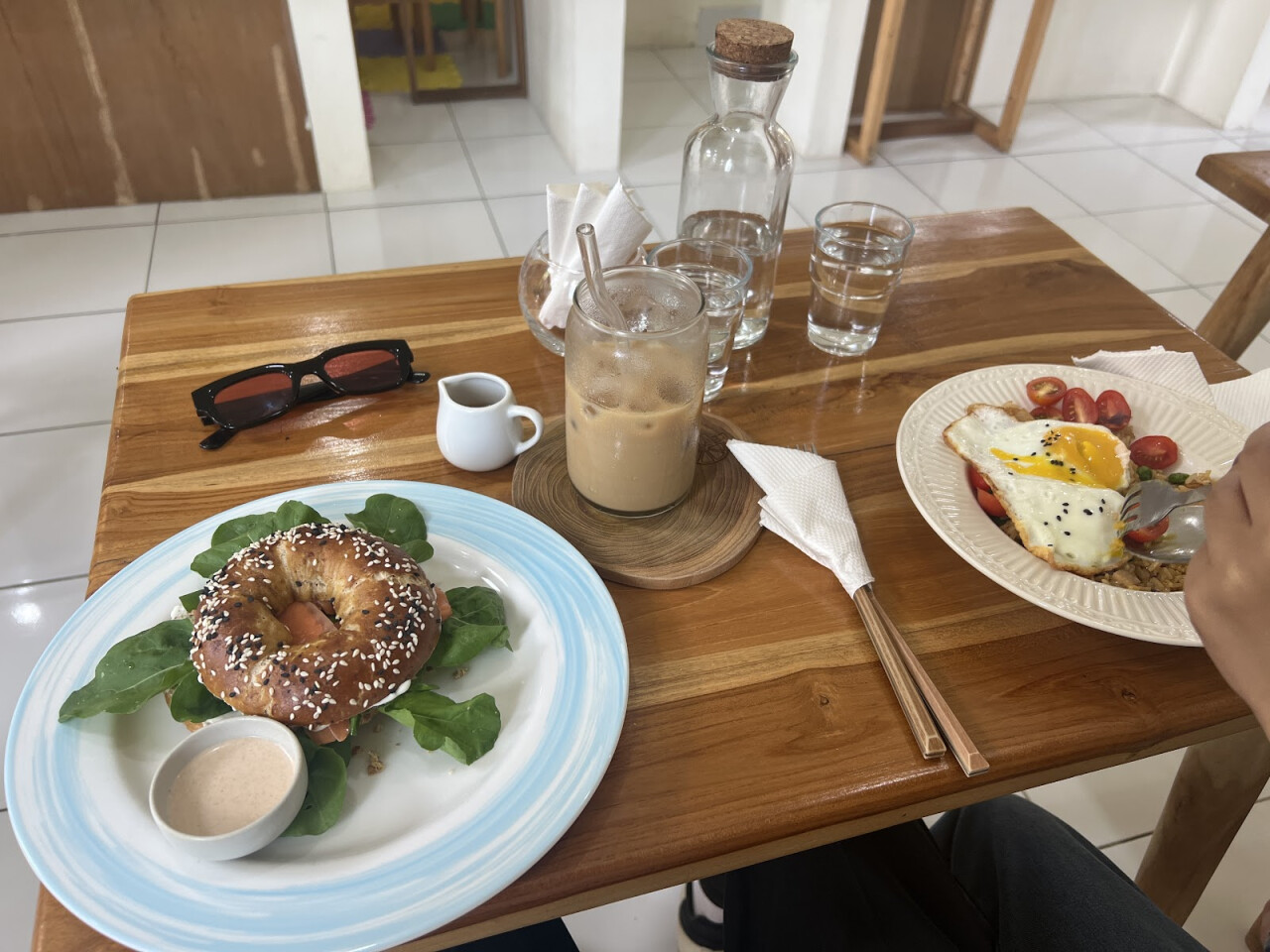 LEMONY CAFE