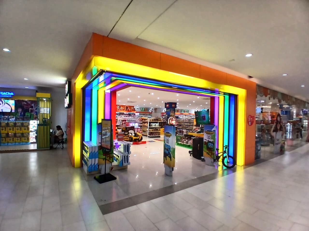 Toys Kingdom