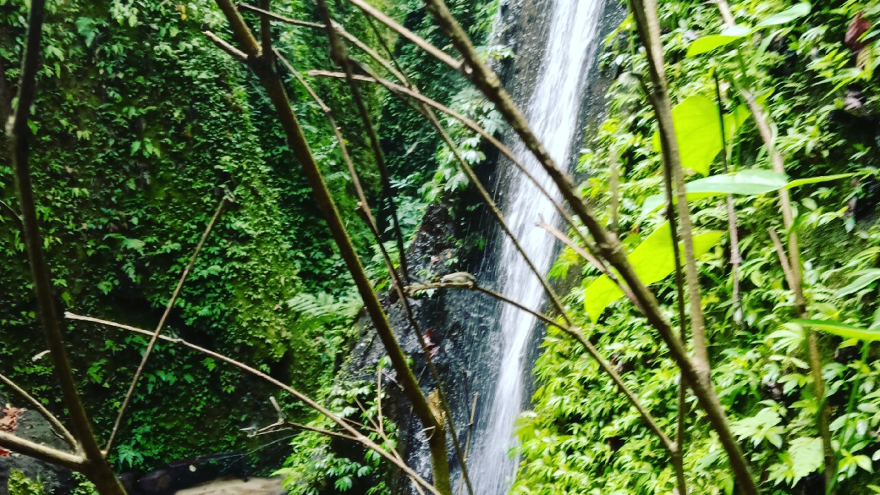 Aan Secret Waterfall