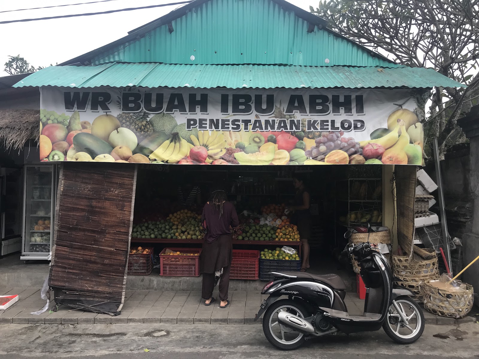 Fruit Shop Ibu Abi