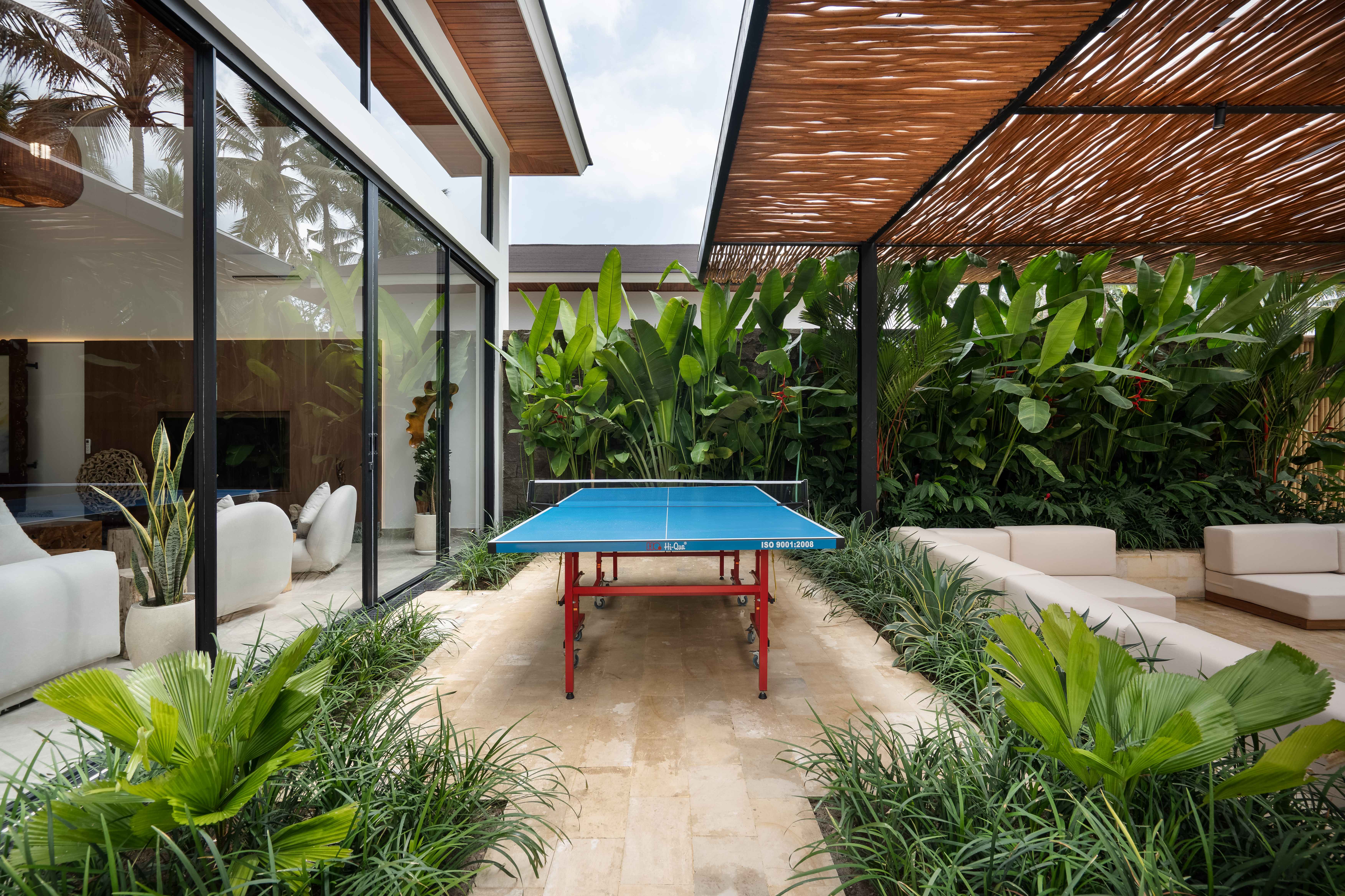 Вилла 4-спальная вилла с 44 м² гидромассажным бассейном Ubud 222м² 4 и более спален