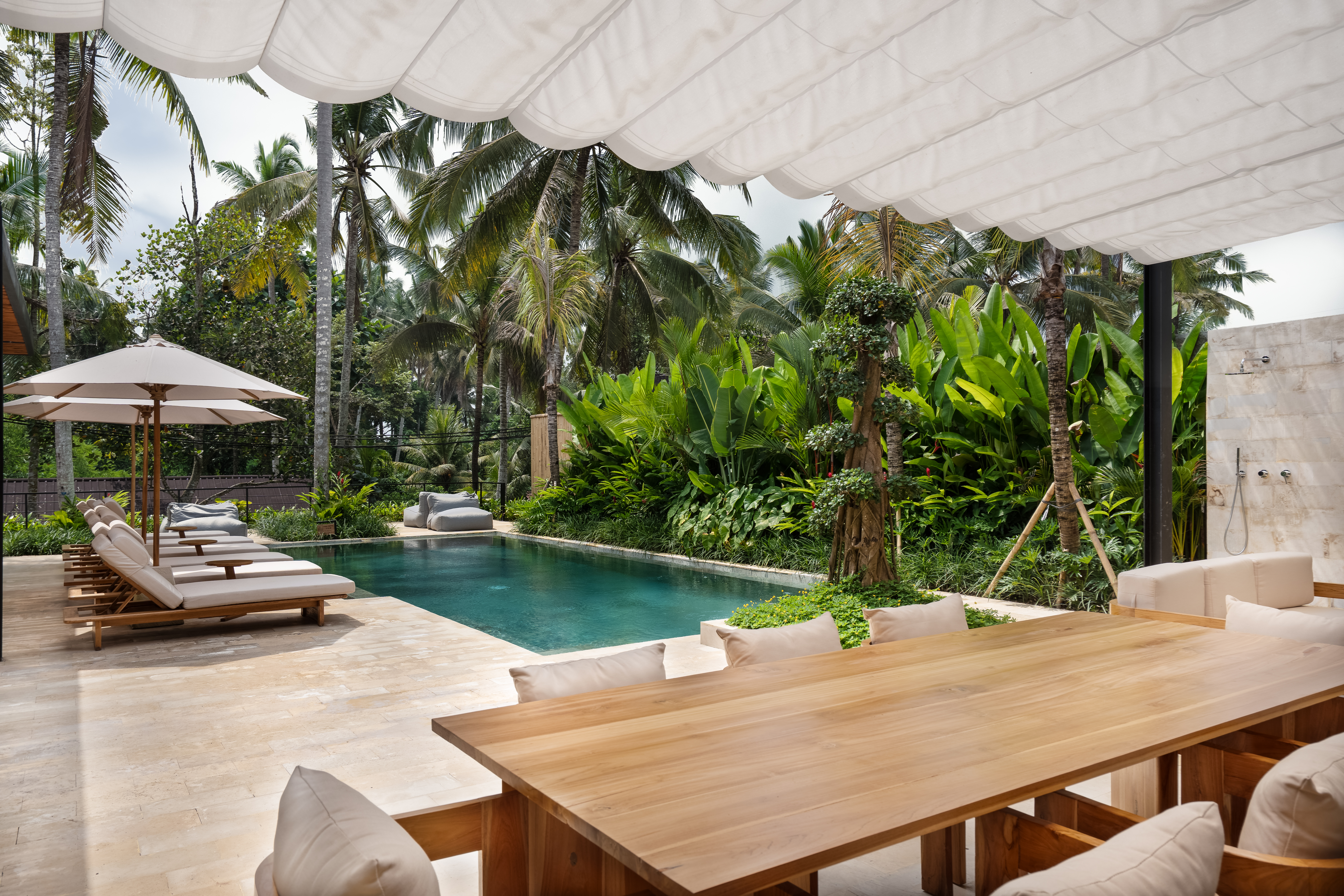 Вилла 4-спальная вилла с 44 м² гидромассажным бассейном Ubud 222м² 4 и более спален