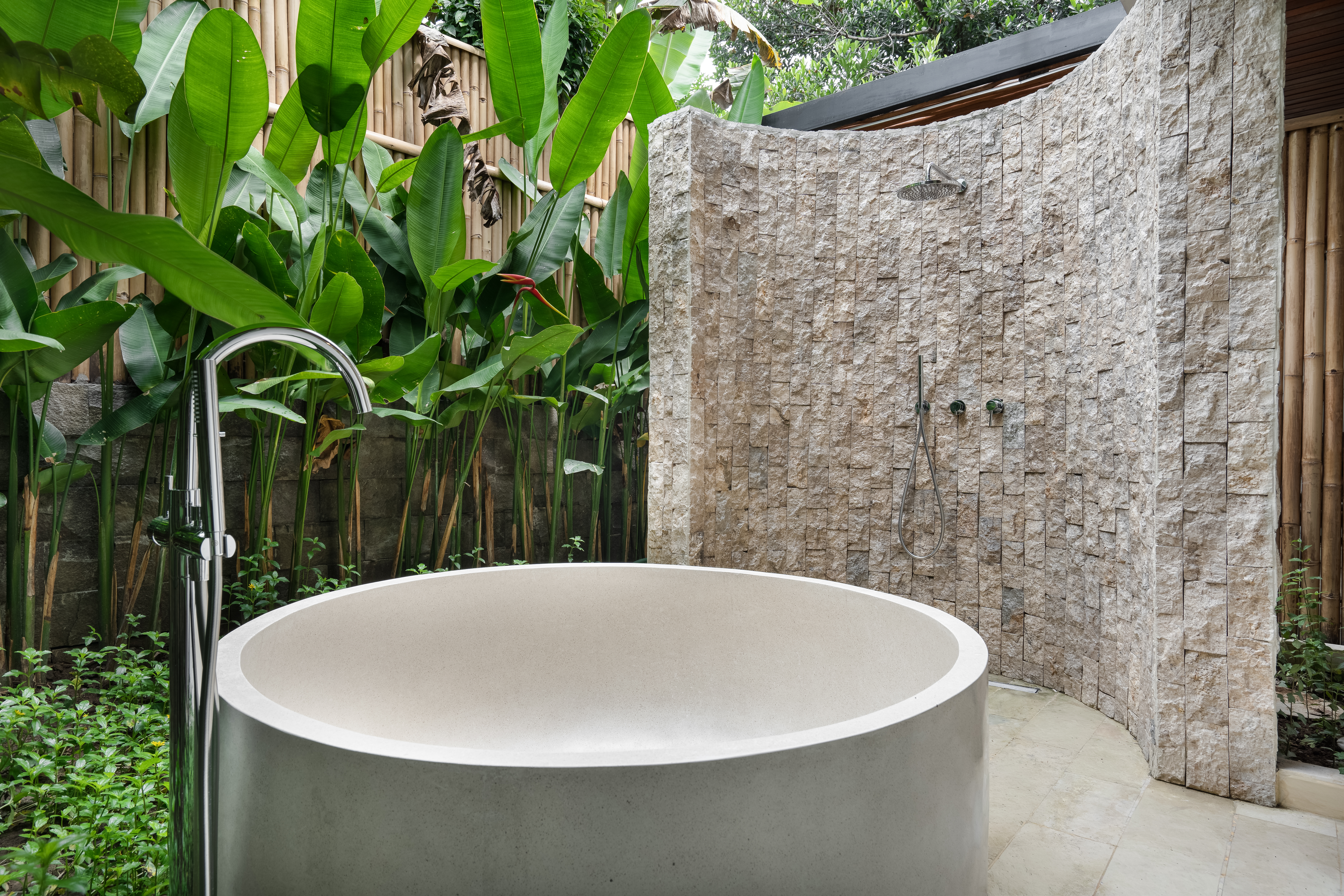 Вилла 4-спальная вилла с 44 м² гидромассажным бассейном Ubud 222м² 4 и более спален