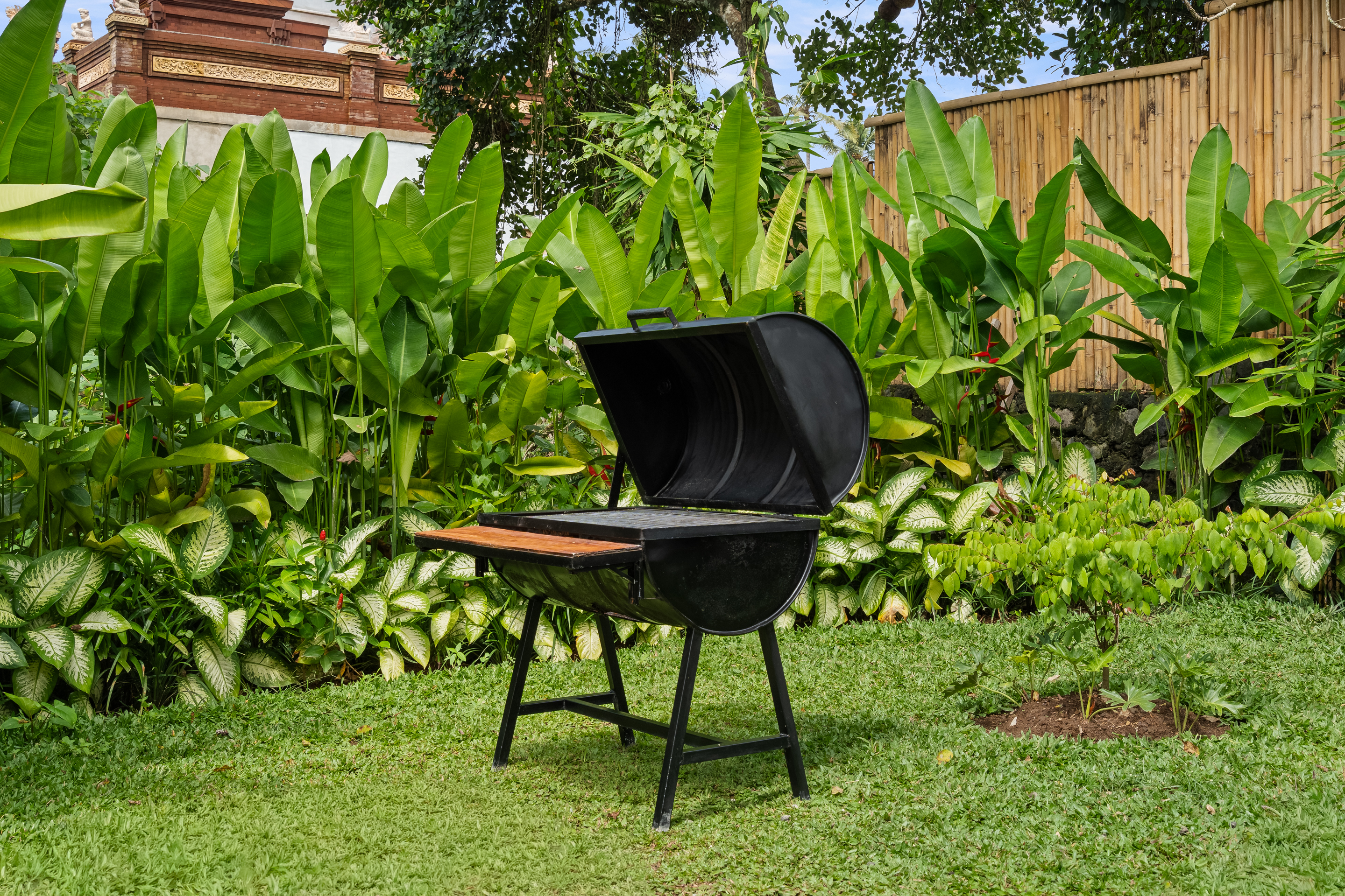 Вилла 5-спальная вилла с бассейном 65 м² и караоке-залом Убуд 347м² 4 и более спален