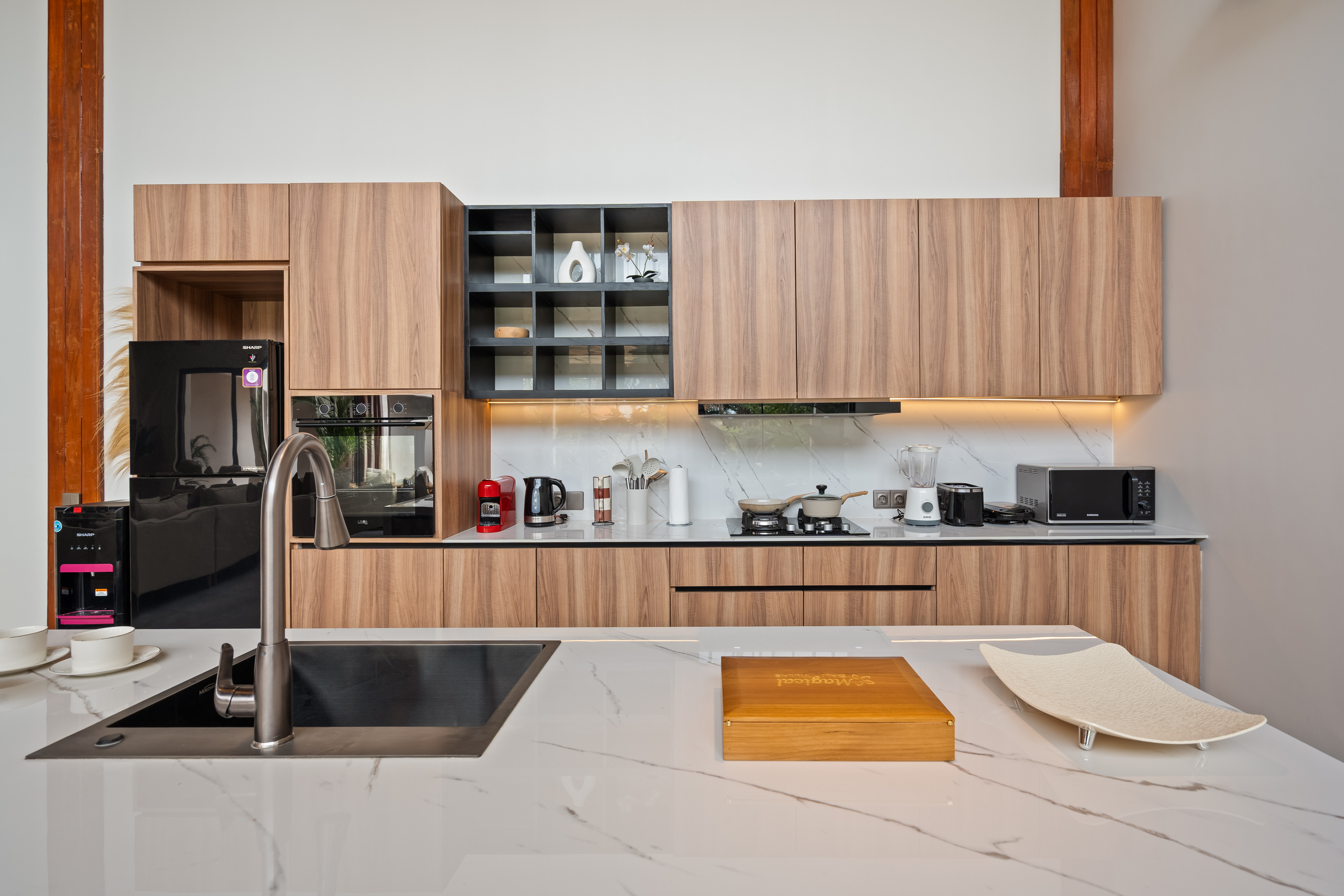 Вилла 5-спальная вилла с бассейном 65 м² и караоке-залом Убуд 347м² 4 и более спален