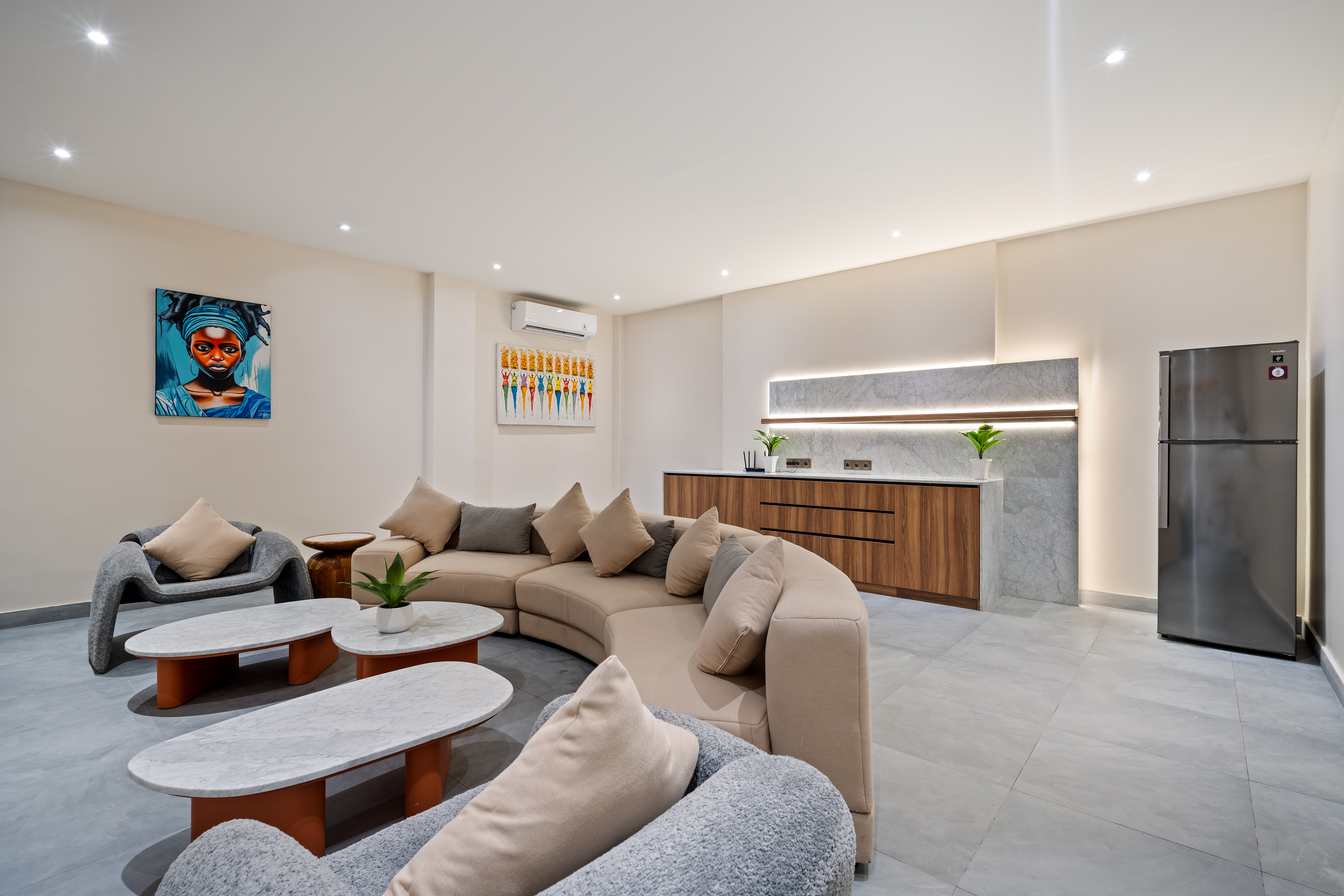 Вилла 5-спальная вилла с бассейном 65 м² и караоке-залом Убуд 347м² 4 и более спален