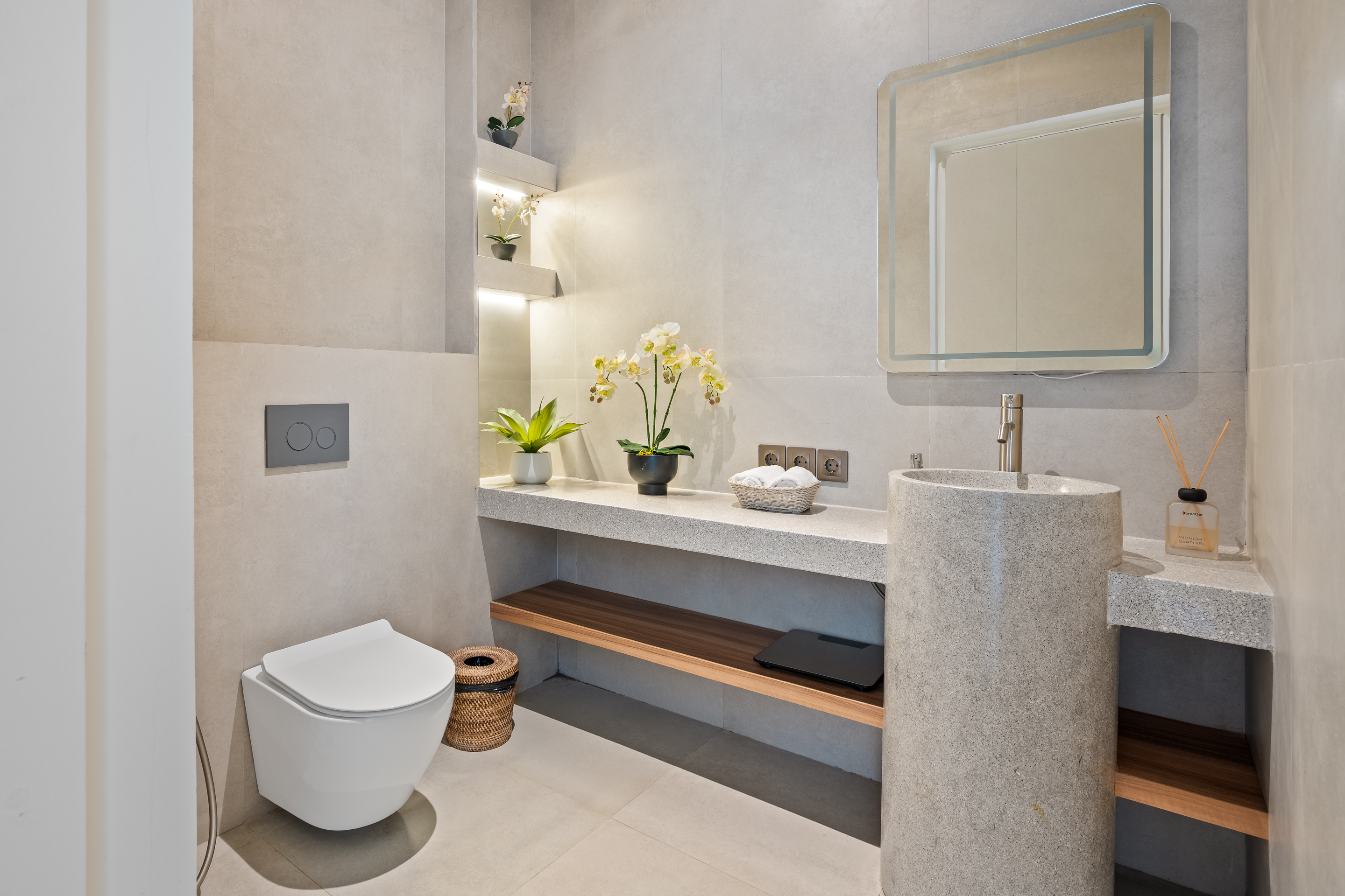 Вилла 5-спальная вилла с бассейном 65 м² и караоке-залом Убуд 347м² 4 и более спален