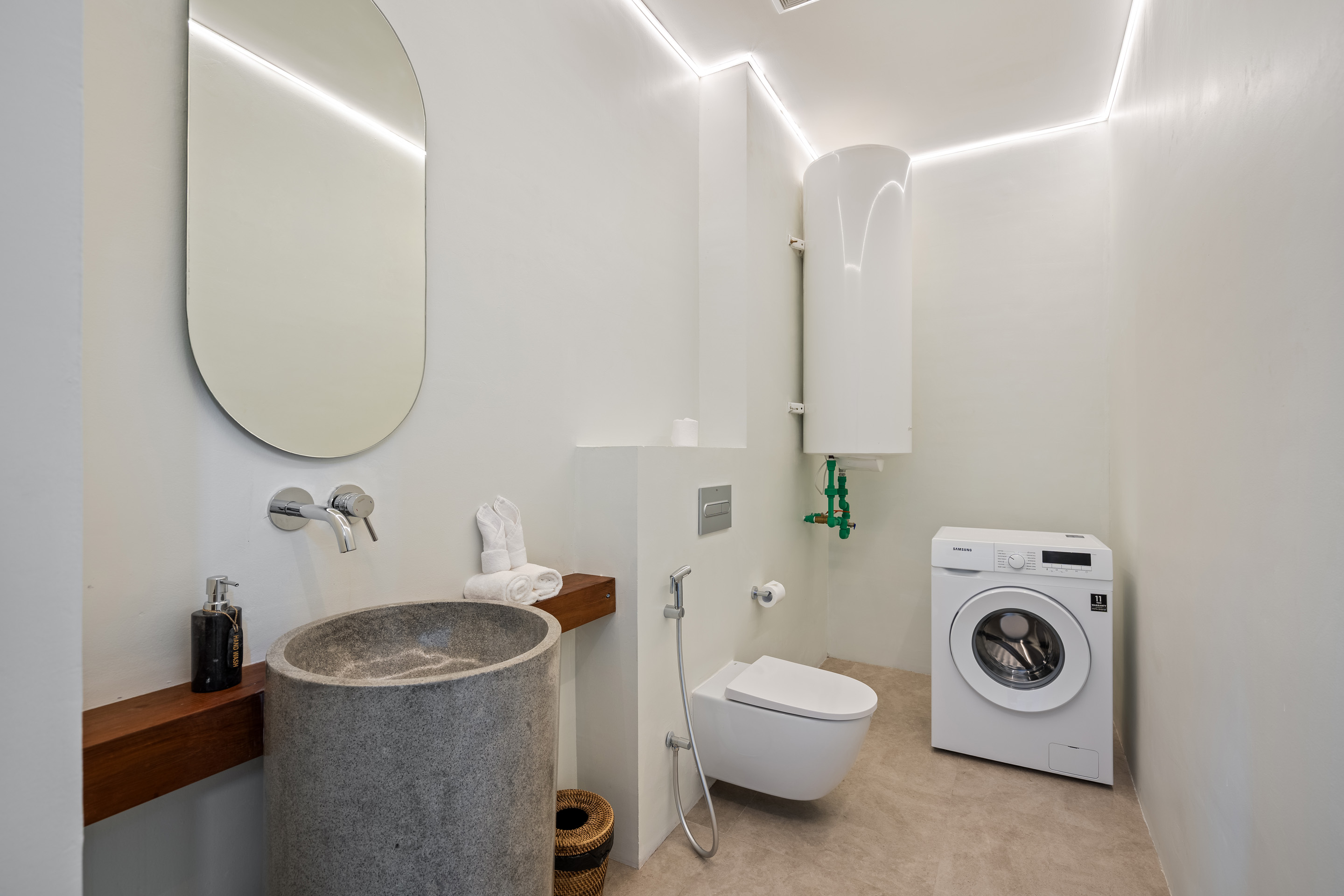 Вилла 5-спальная вилла с бассейном 43 м² и караоке Убуд 264м² 4 и более спален