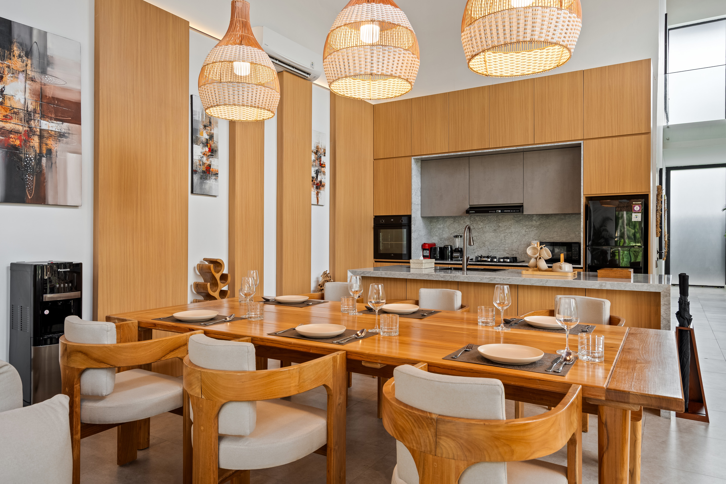 Вилла 5-спальная вилла с бассейном 43 м² и караоке Убуд 264м² 4 и более спален