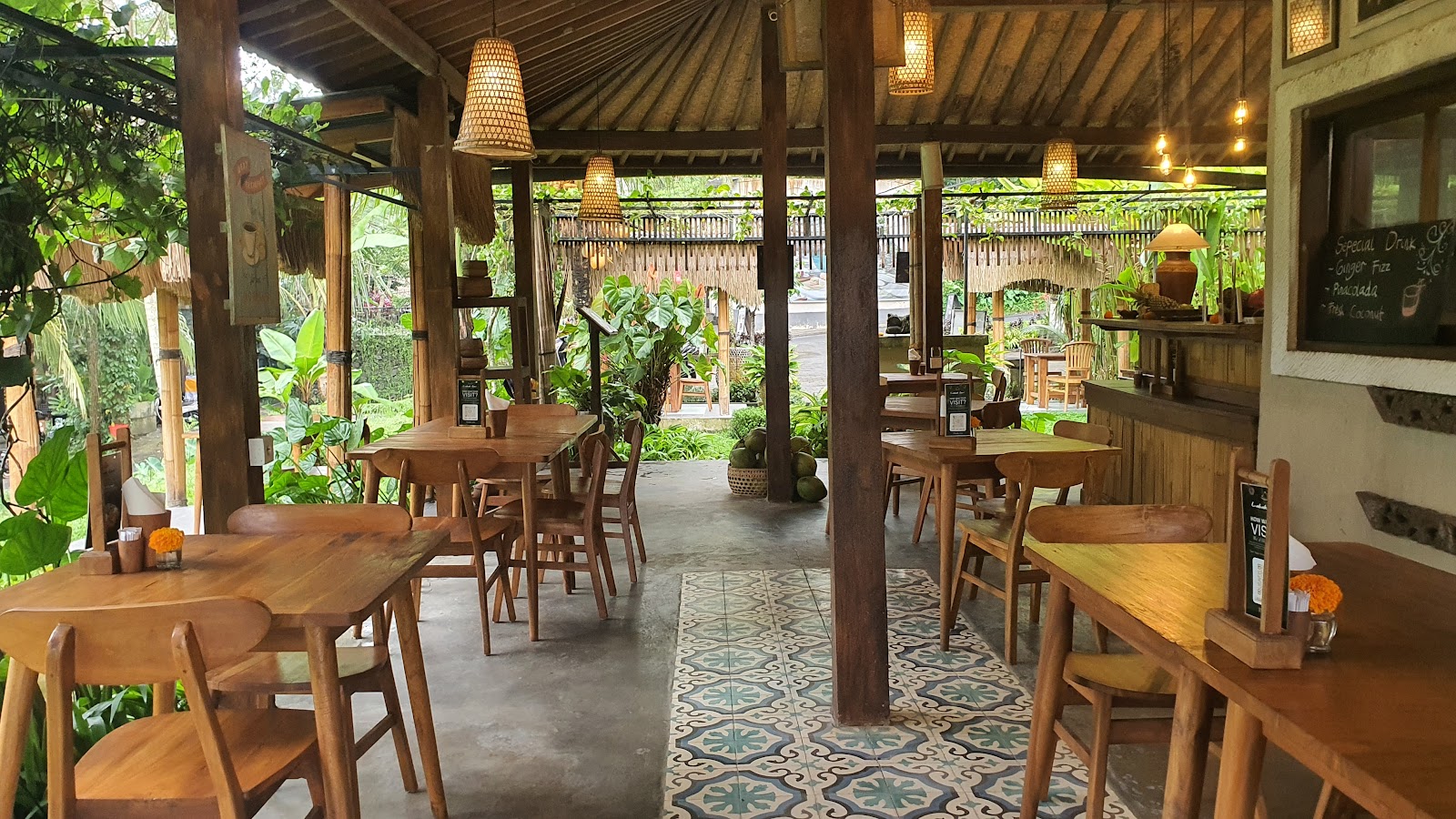 Labak Sari Restaurant