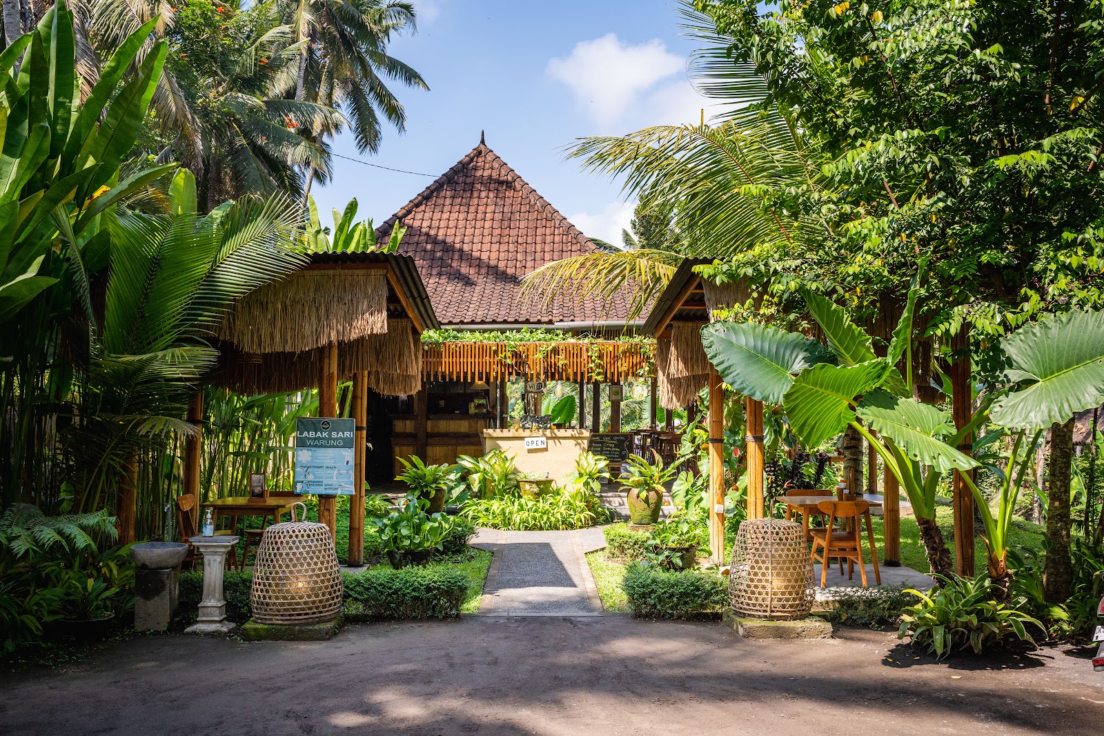 Labak Sari Restaurant
