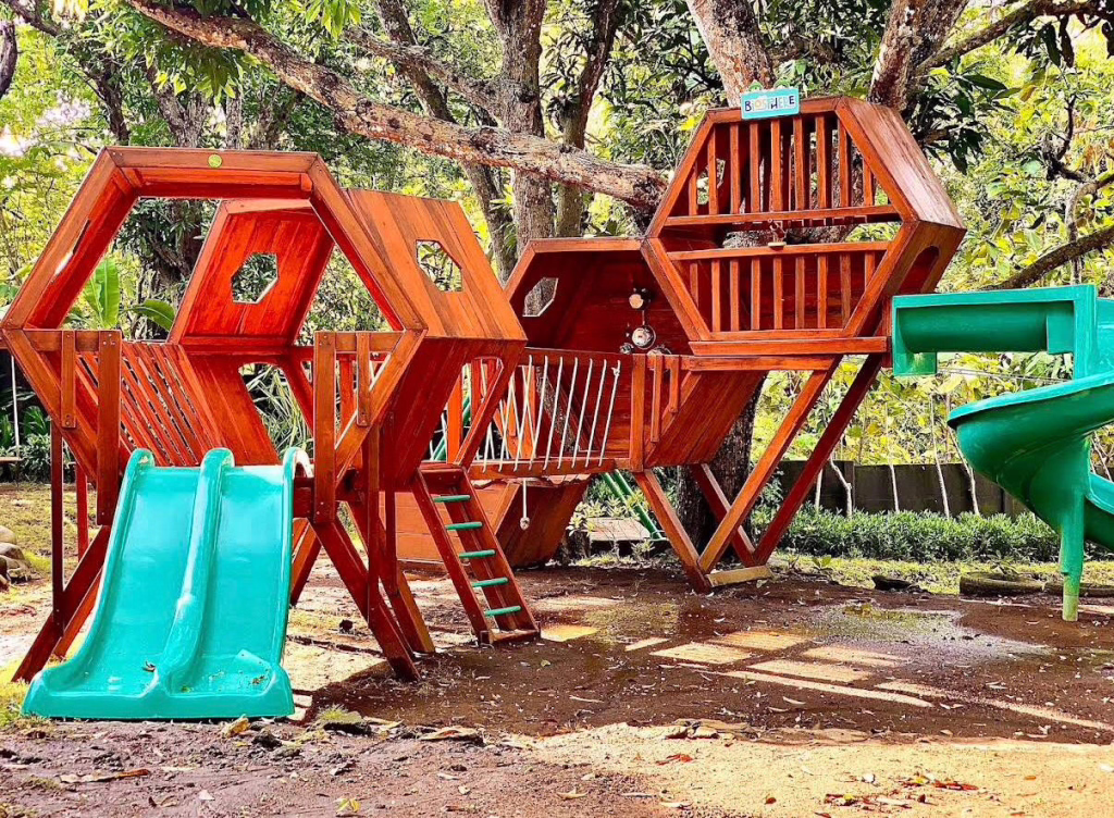 Игровые площадки для детей на Буките