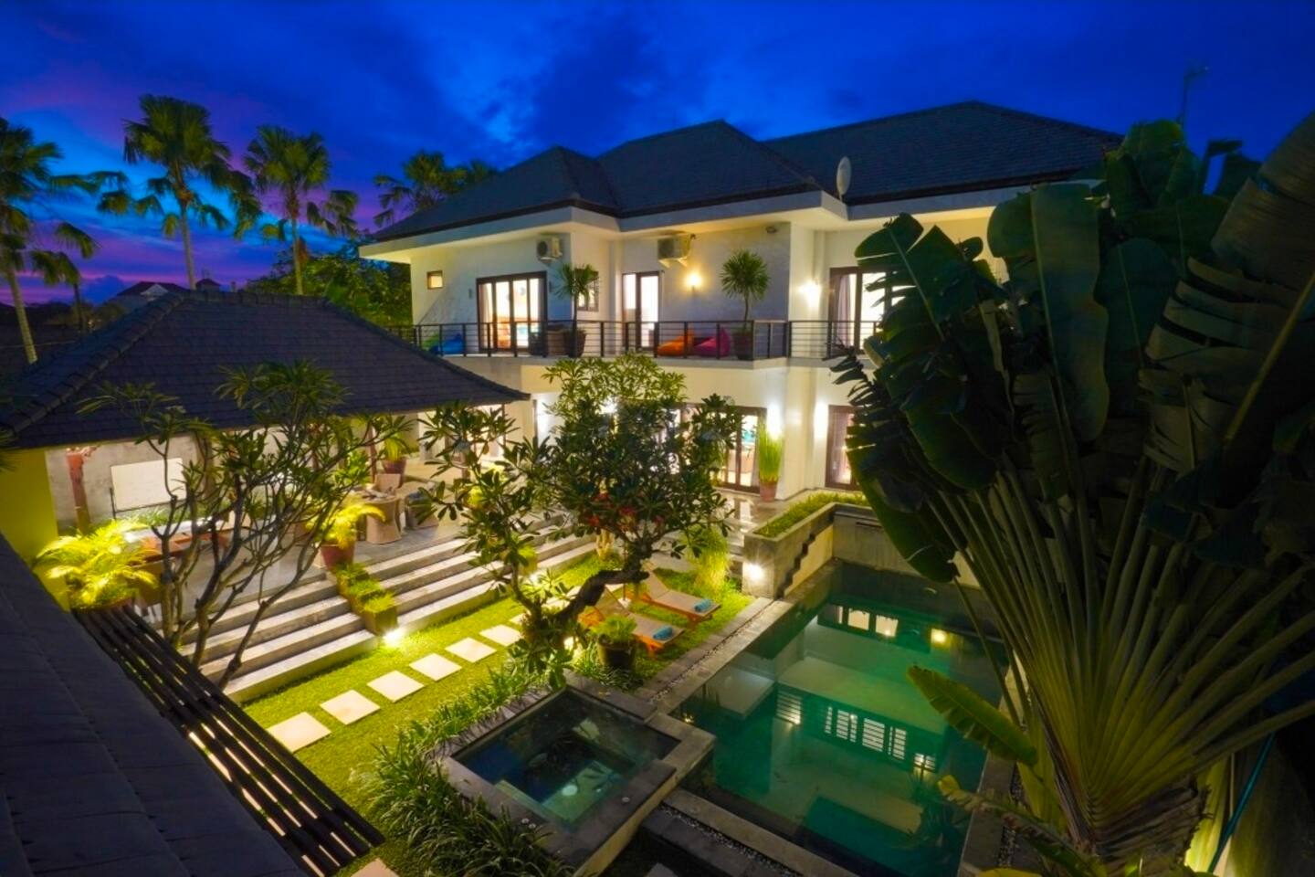 Вилла villa@restauraunt_business Чангу 1200м² 4 и более спален