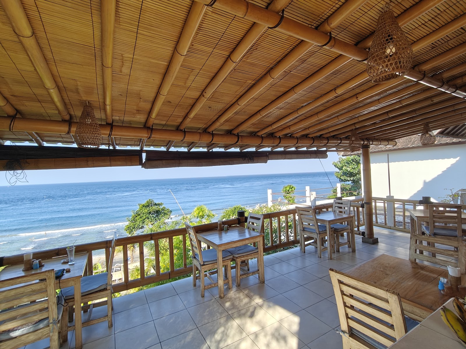 Ibus Sea View Warung