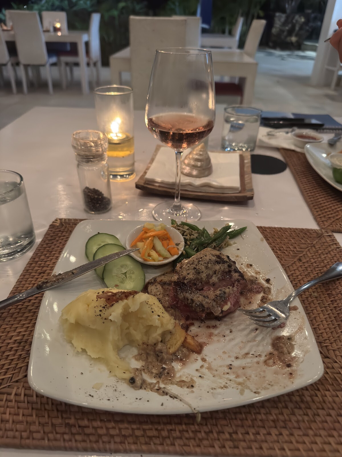 Sails Restaurant