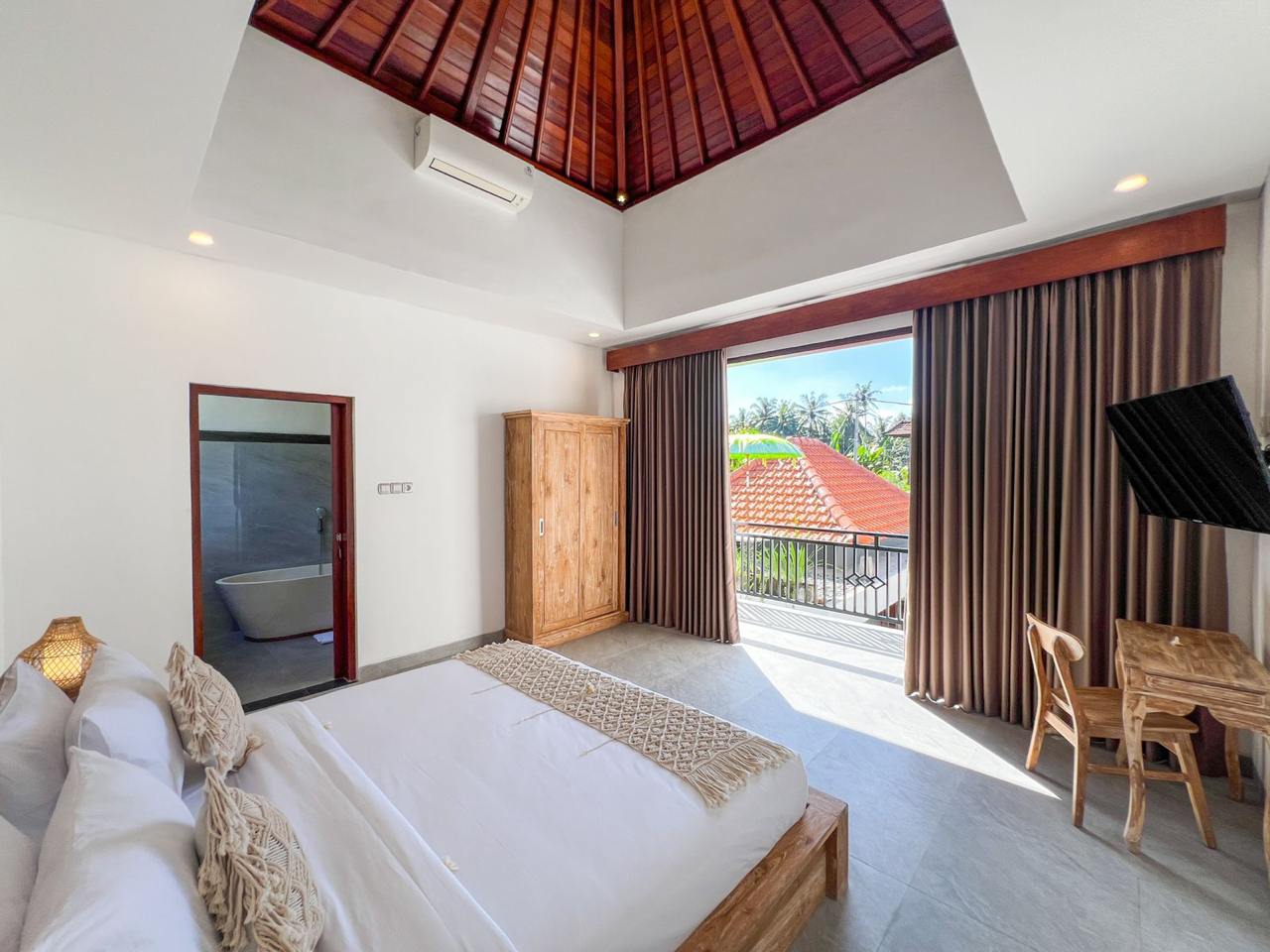 Вилла просторная Убуд 2 спальни